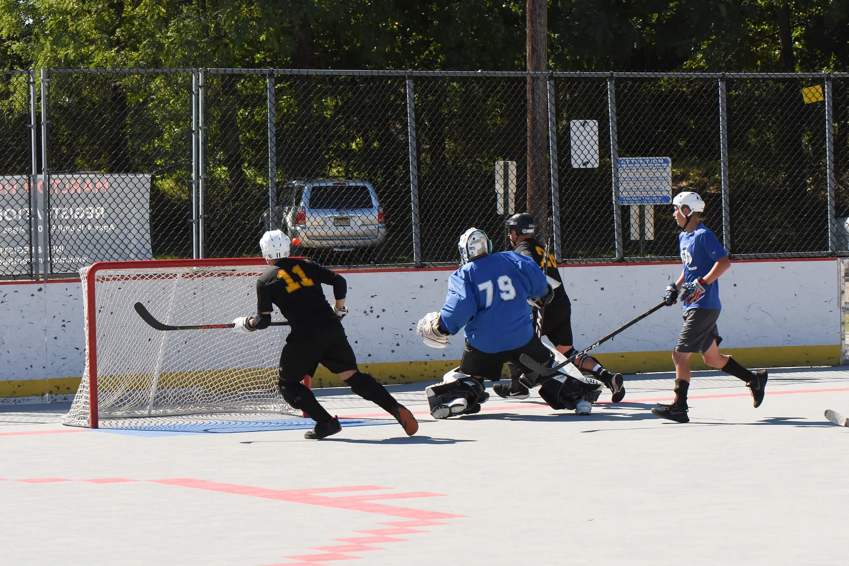 Ball hockey photo 7